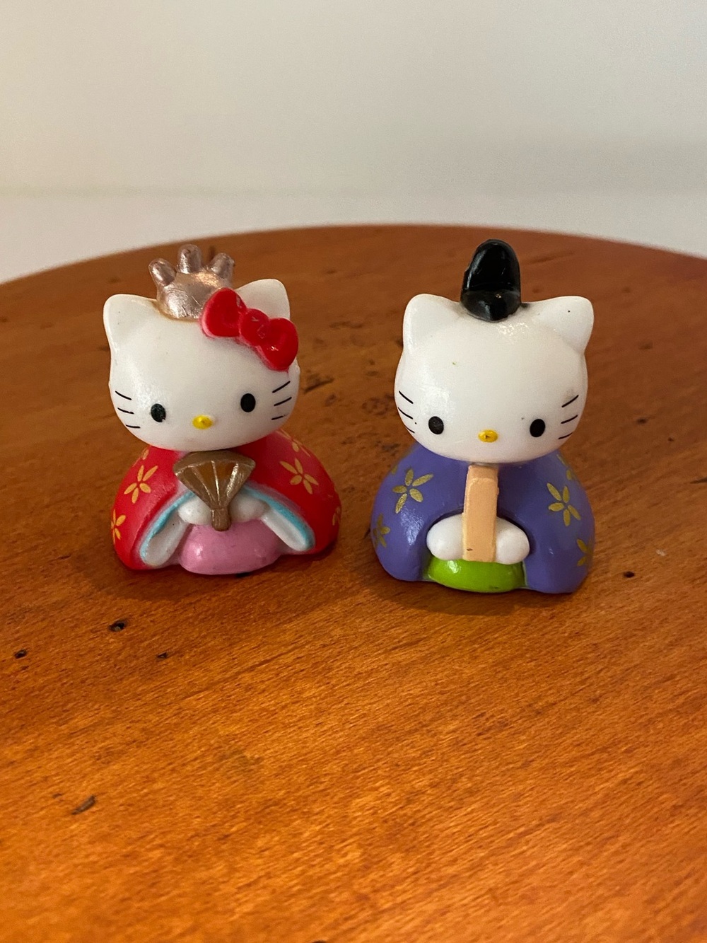 Hello Kitty Figurine Set - Red and Purple Kimono